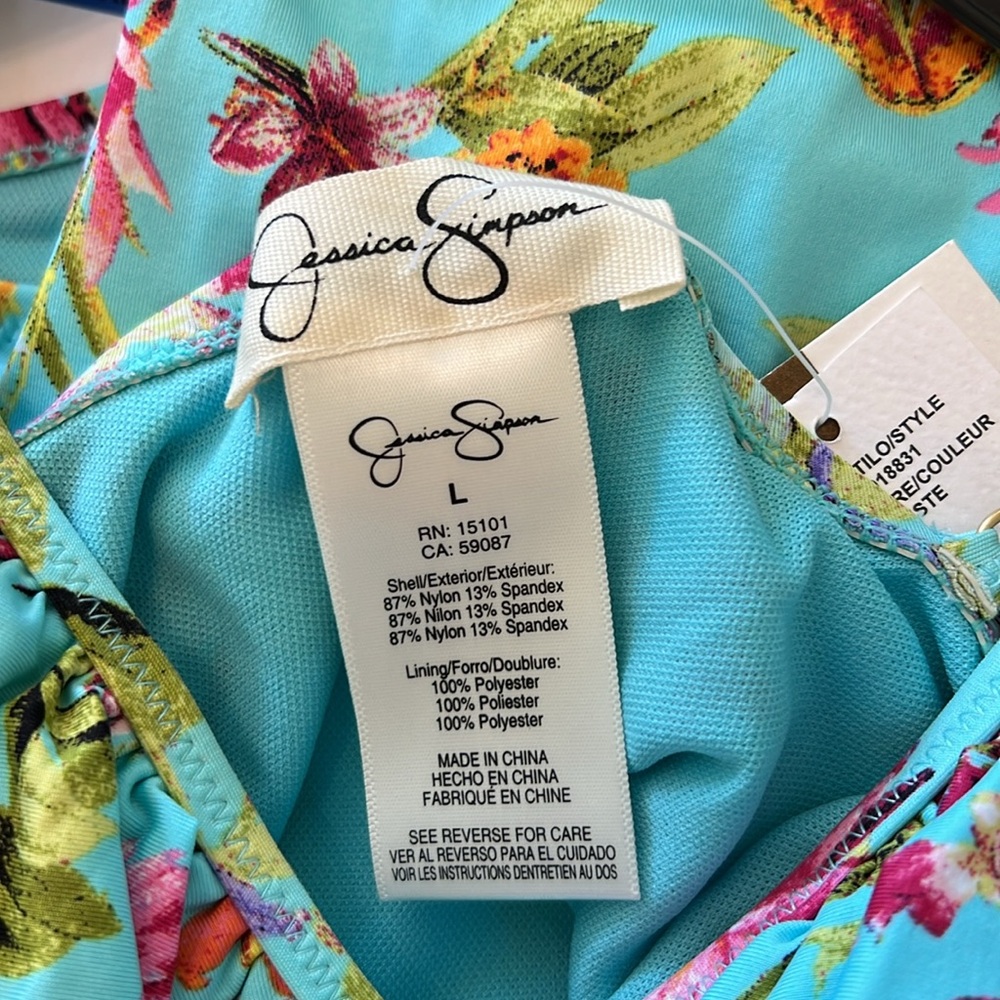 Jessica Simpson Swimsuit and Coverup - Picture 9 of 9